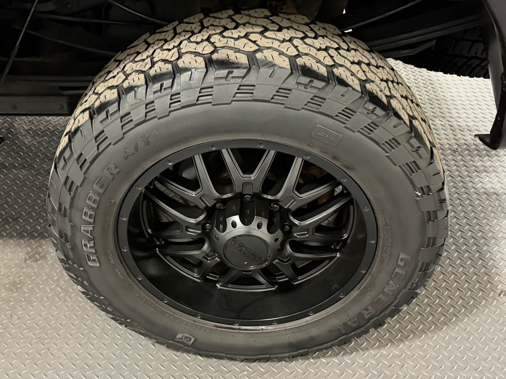 2011 Ford F-350 Image 18