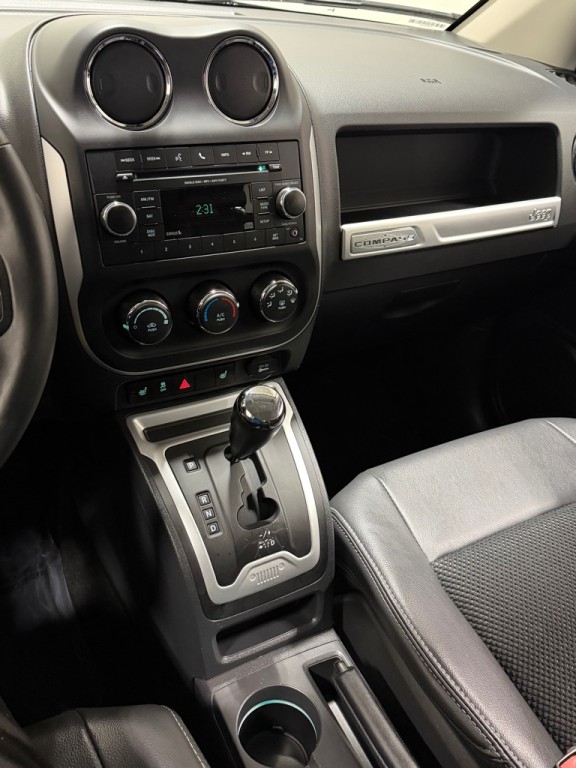 2014 Jeep Compass Image 13