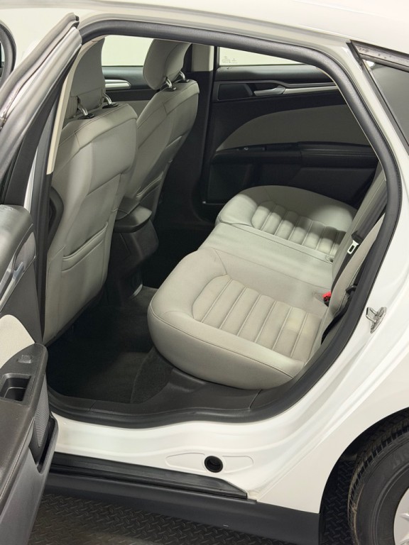 2013 Ford Fusion Image 9