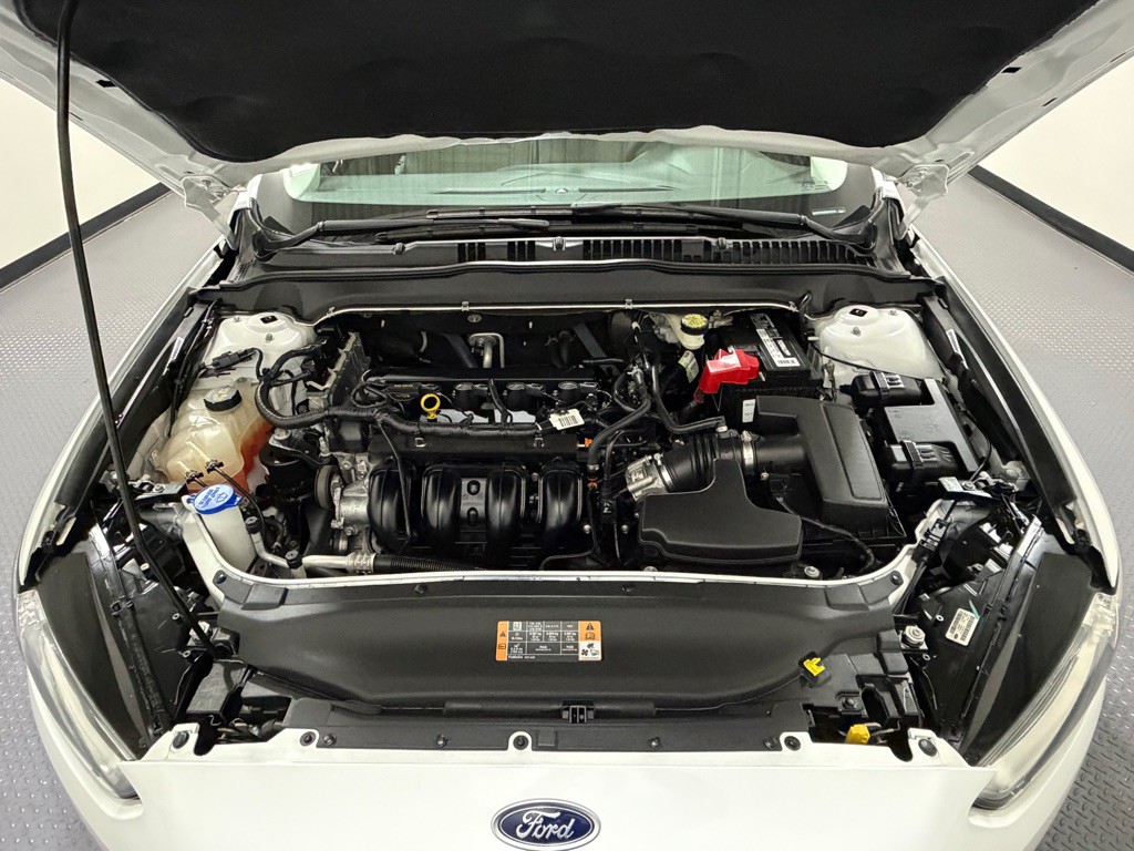 2013 Ford Fusion Image 16