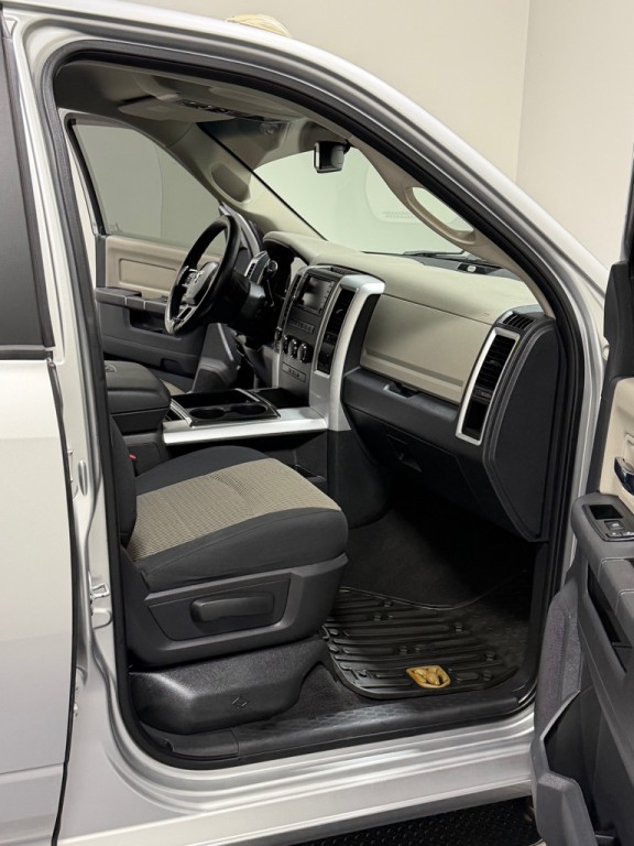 2012 Dodge Ram 2500 Image 11