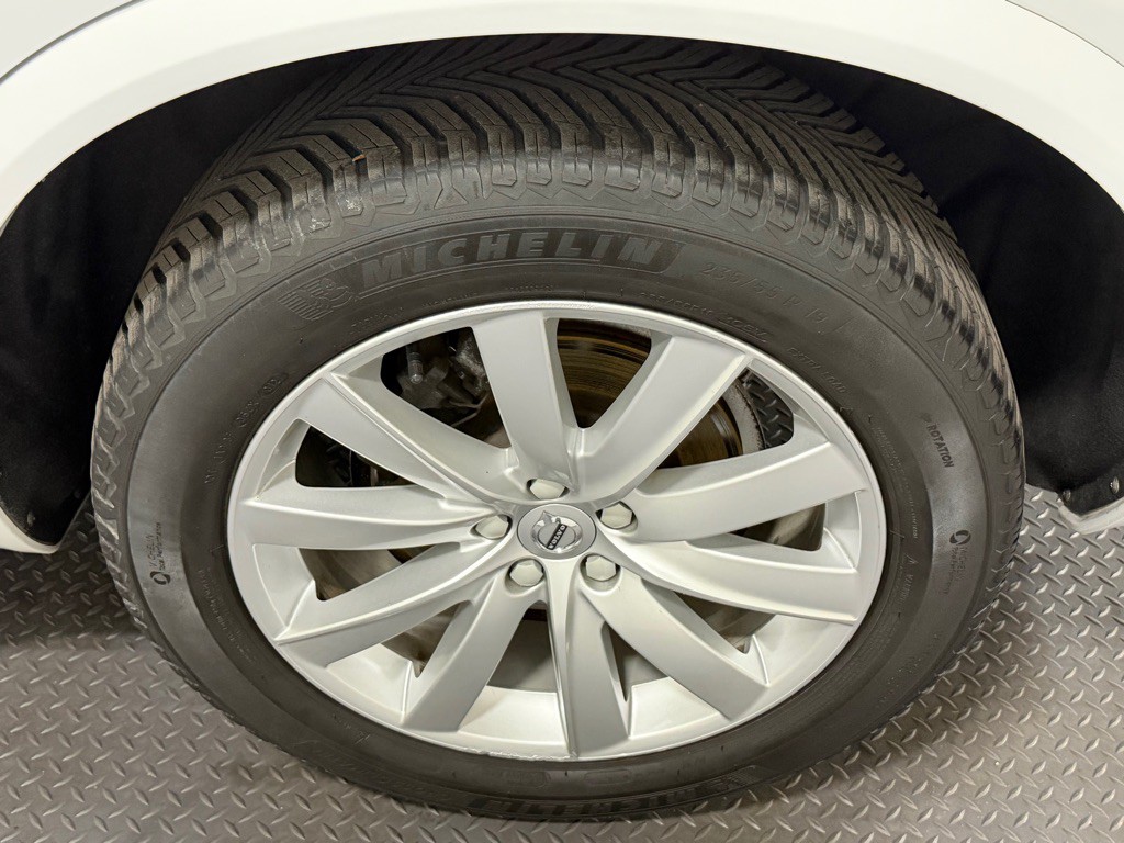 2016 Volvo XC90 Image 21