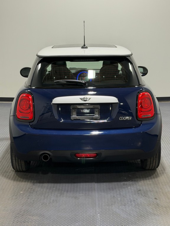 2014 MINI Cooper Image 6