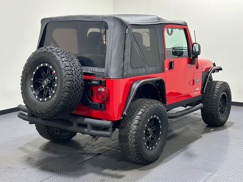 2004 Jeep Wrangler Image 4