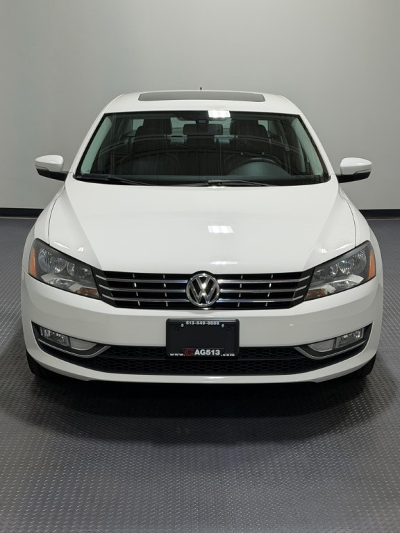 2015 Volkswagen Passat Image 3