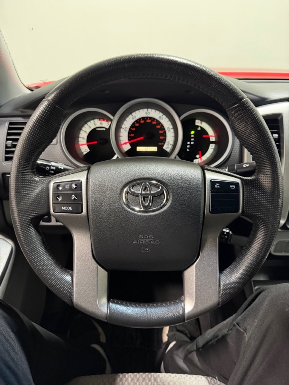 2013 Toyota Tacoma Image 15