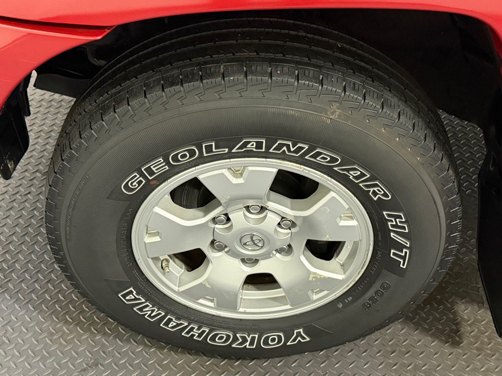 2013 Toyota Tacoma Image 20