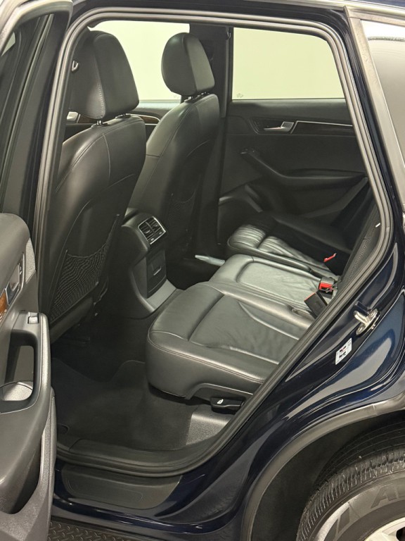 2011 Audi Q5 Image 9