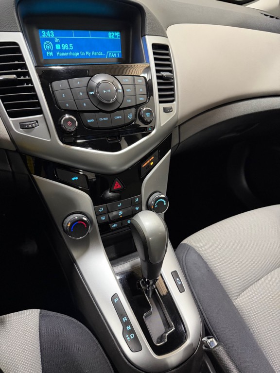 2016 Chevrolet Cruze Image 13