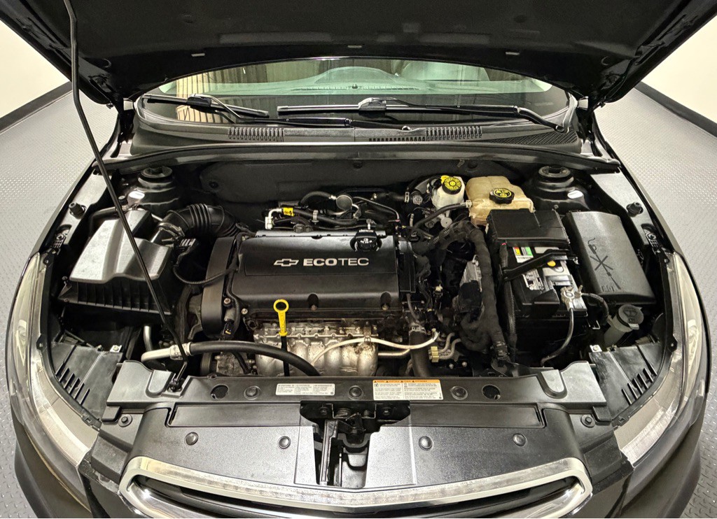 2016 Chevrolet Cruze Image 16