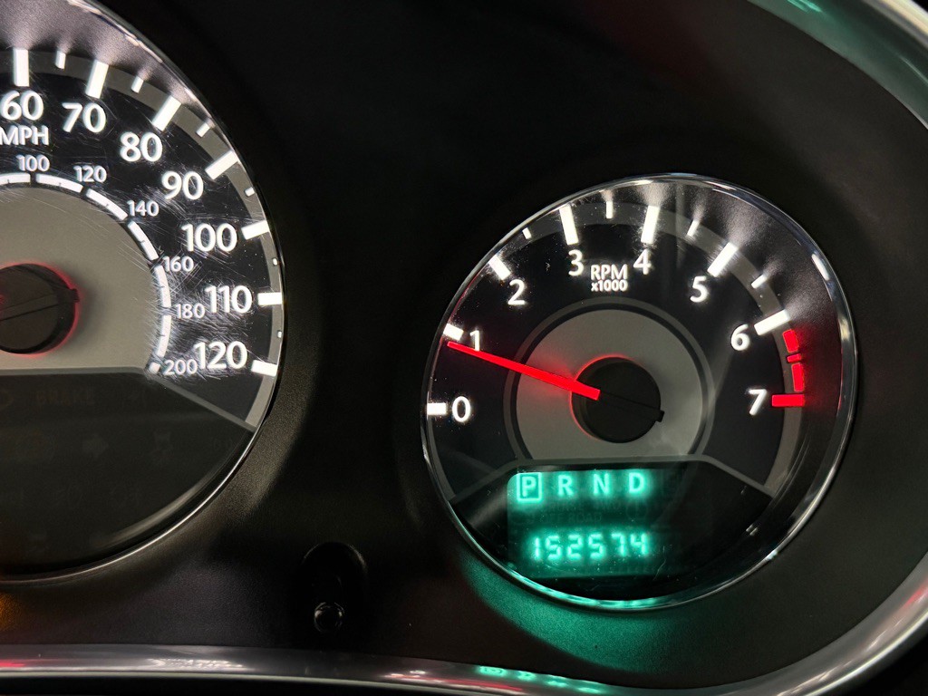 2014 Chrysler 200 Image 14