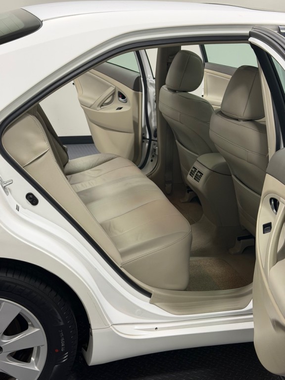 2009 Toyota Camry Image 10