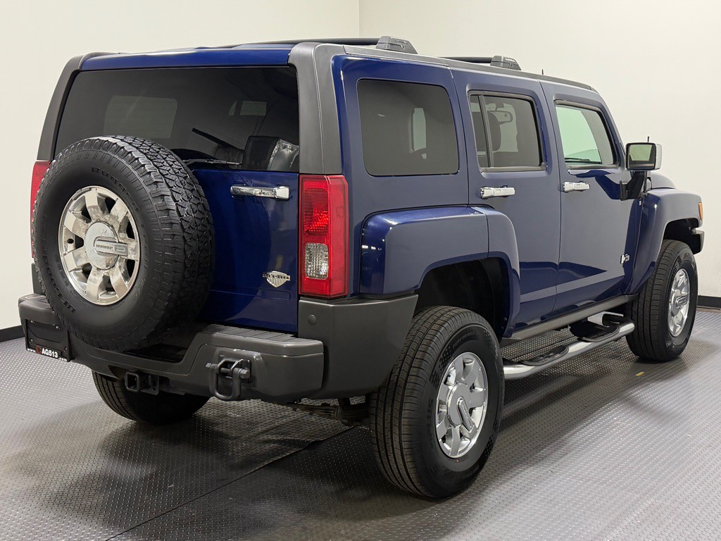 2009 HUMMER H3 Image 5