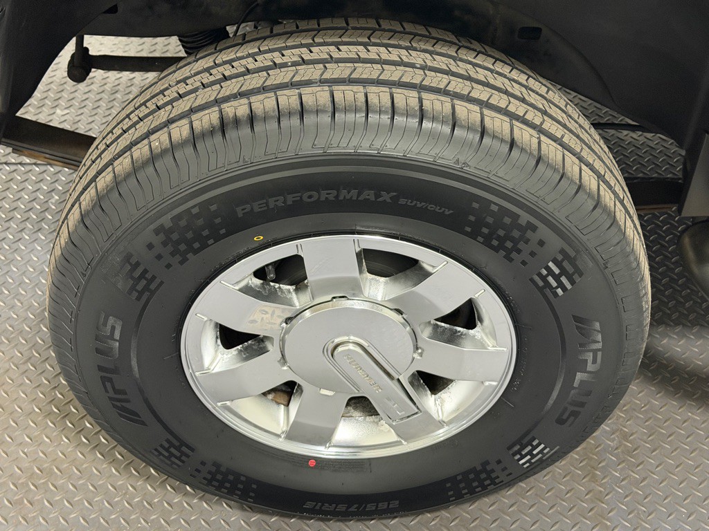 2009 HUMMER H3 Image 19