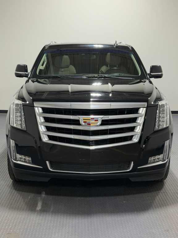 2019 Cadillac Escalade Image 3