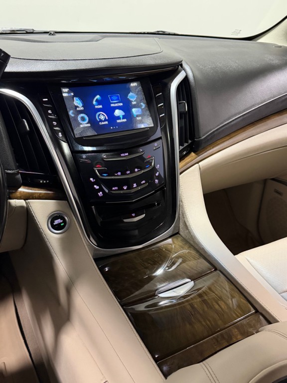 2019 Cadillac Escalade Image 14
