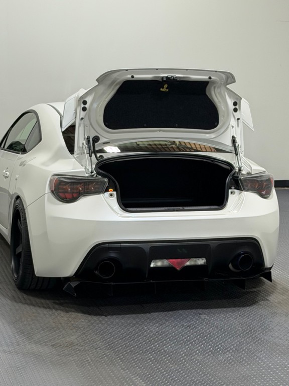 2013 Subaru BRZ Image 11