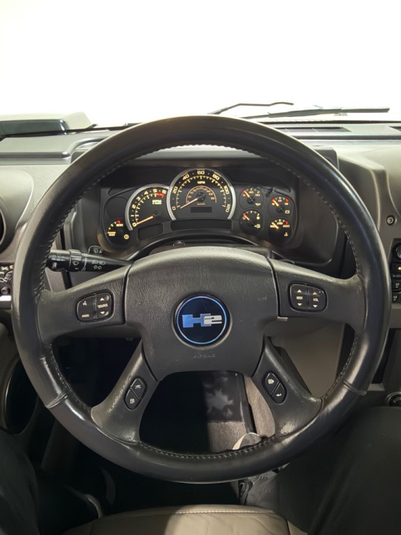 2004 HUMMER H2 Image 15