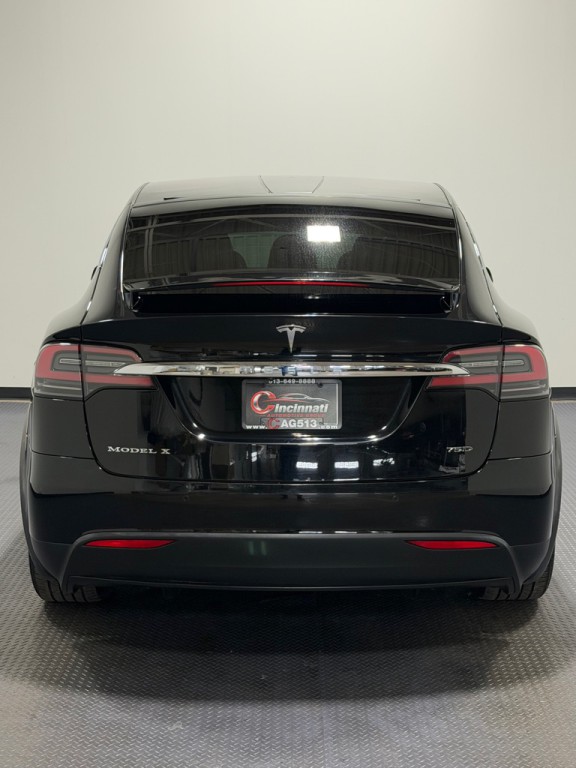 2016 Tesla Model X Image 6