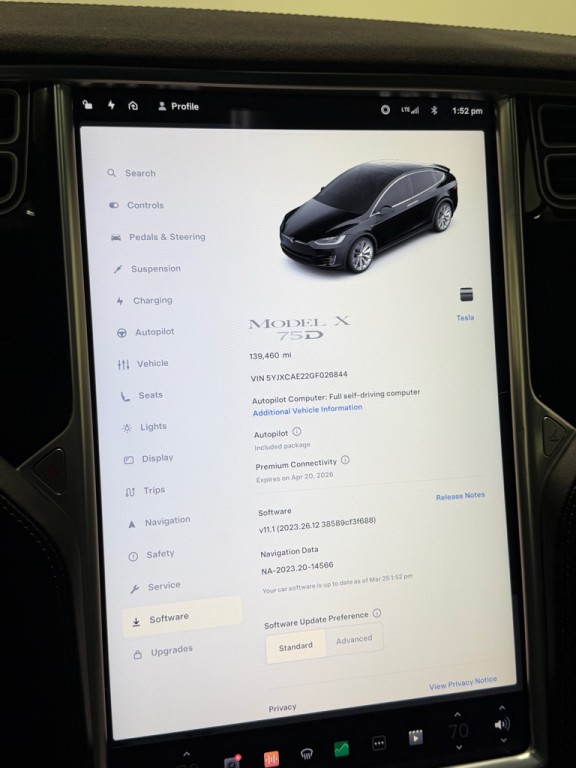 2016 Tesla Model X Image 15