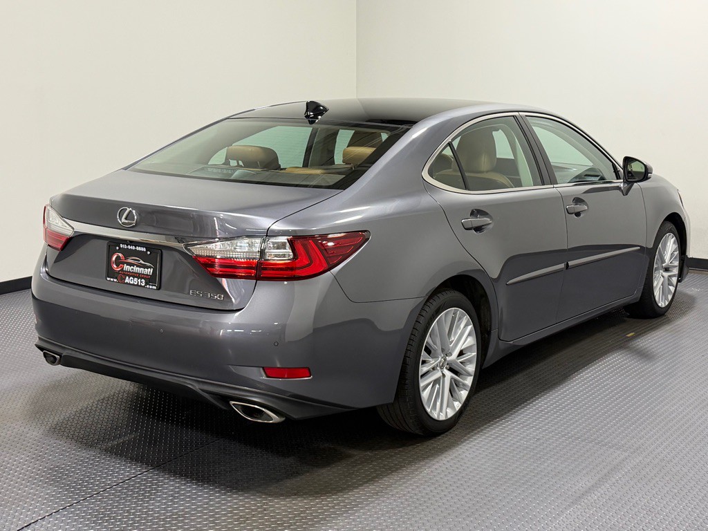 2016 Lexus ES Image 6