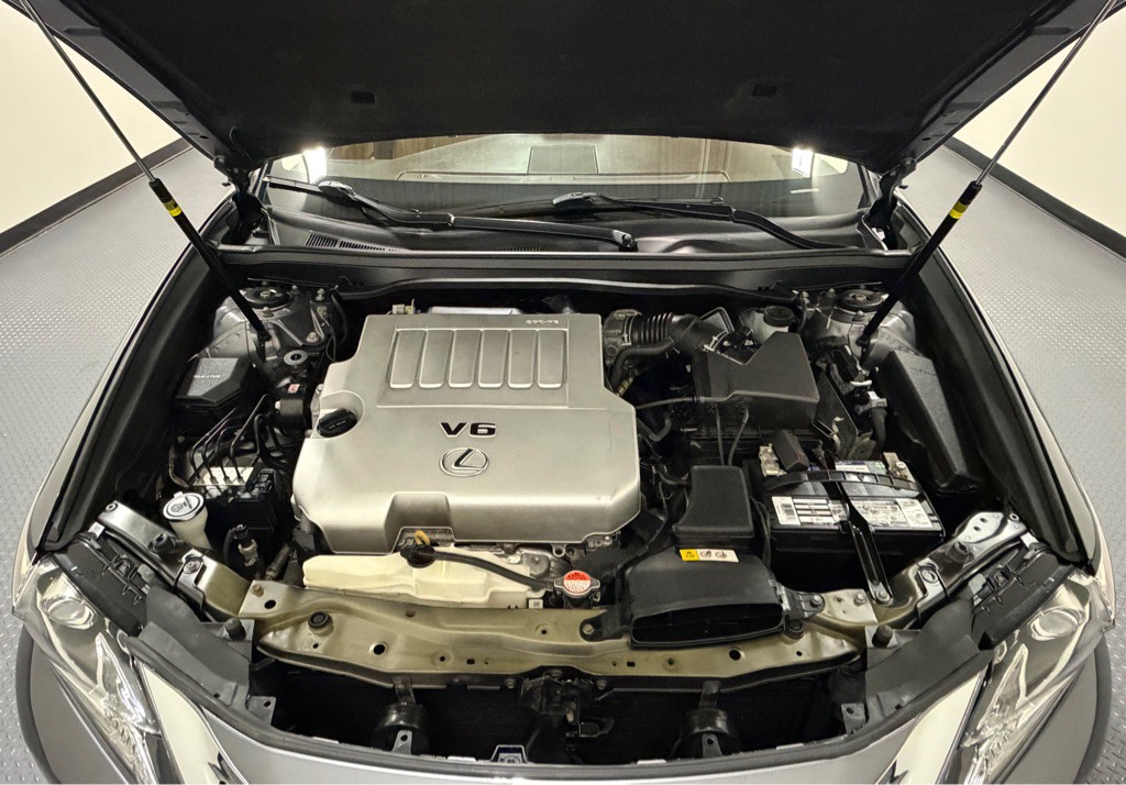 2016 Lexus ES Image 18