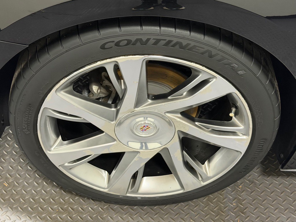 2014 Cadillac ELR Image 16