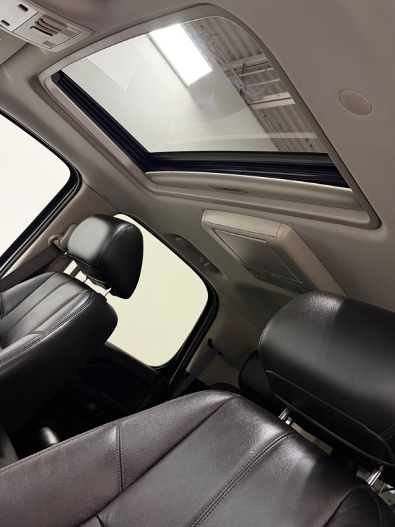 2012 Chevrolet Tahoe Image 17