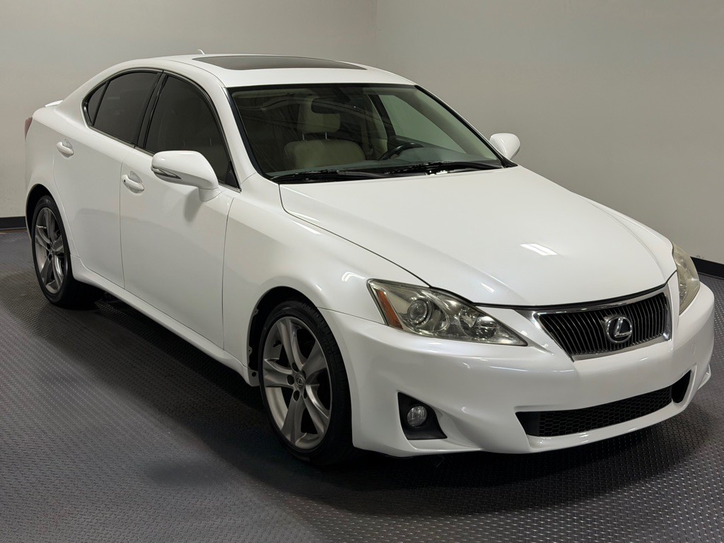 2013 Lexus IS Image 4