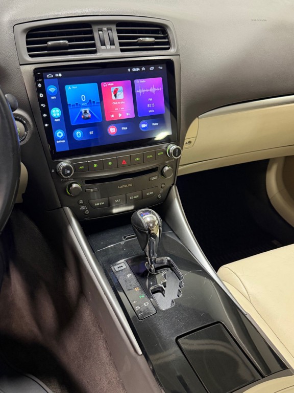 2013 Lexus IS Image 13