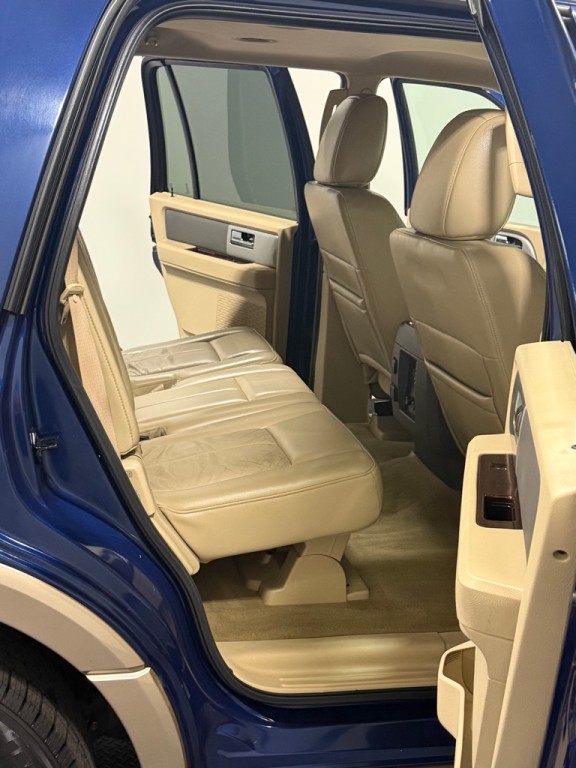 2012 Ford Expedition Image 10
