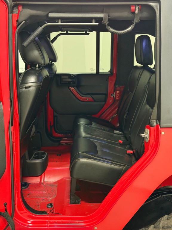 2015 Jeep Wrangler Unlimited Image 9