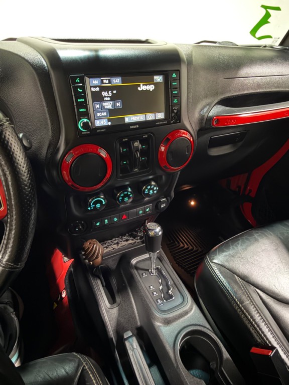 2015 Jeep Wrangler Unlimited Image 13