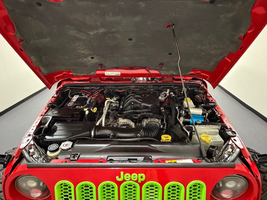 2015 Jeep Wrangler Unlimited Image 16