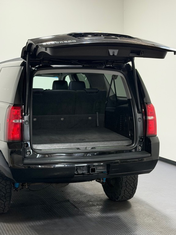 2015 Chevrolet Suburban Image 13