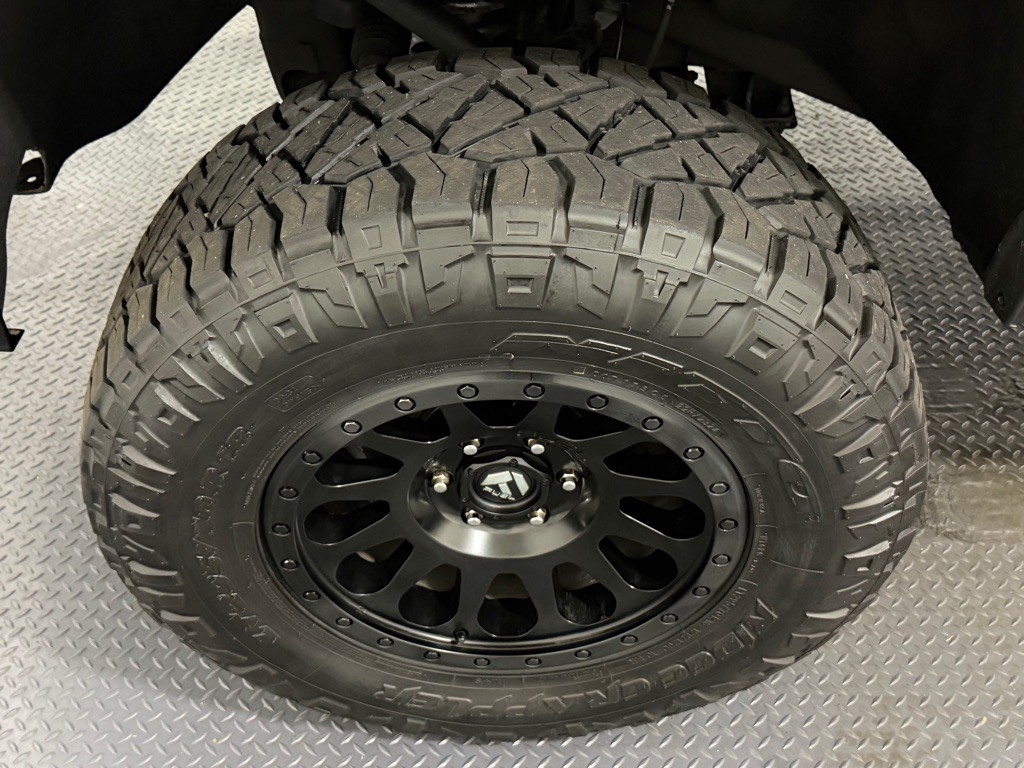 2015 Chevrolet Suburban Image 20