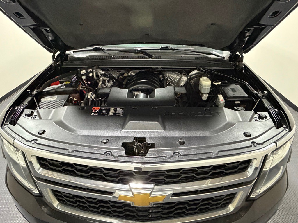 2015 Chevrolet Suburban Image 21