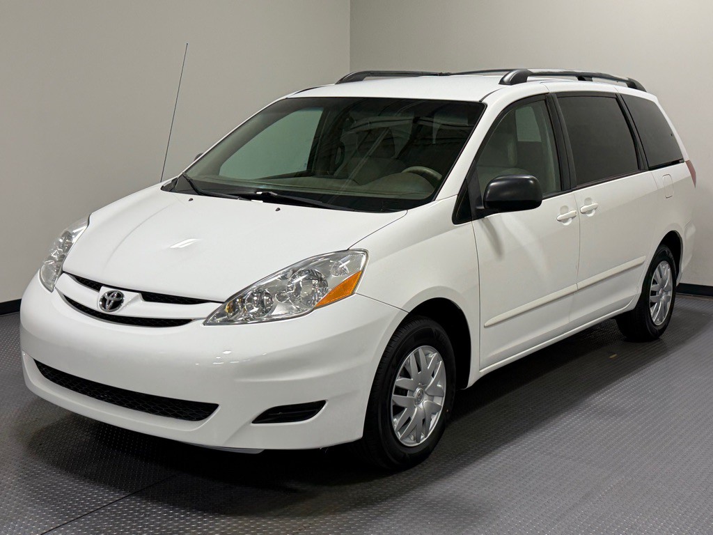 2006 Toyota Sienna Image 1