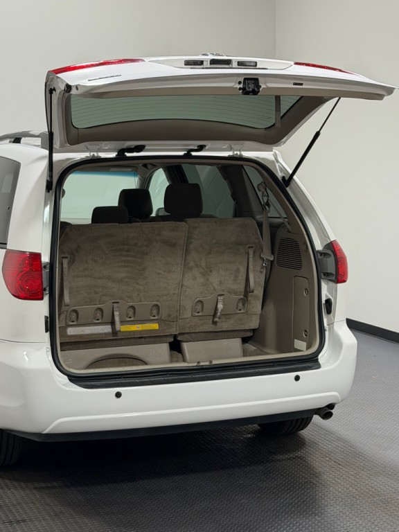 2006 Toyota Sienna Image 13
