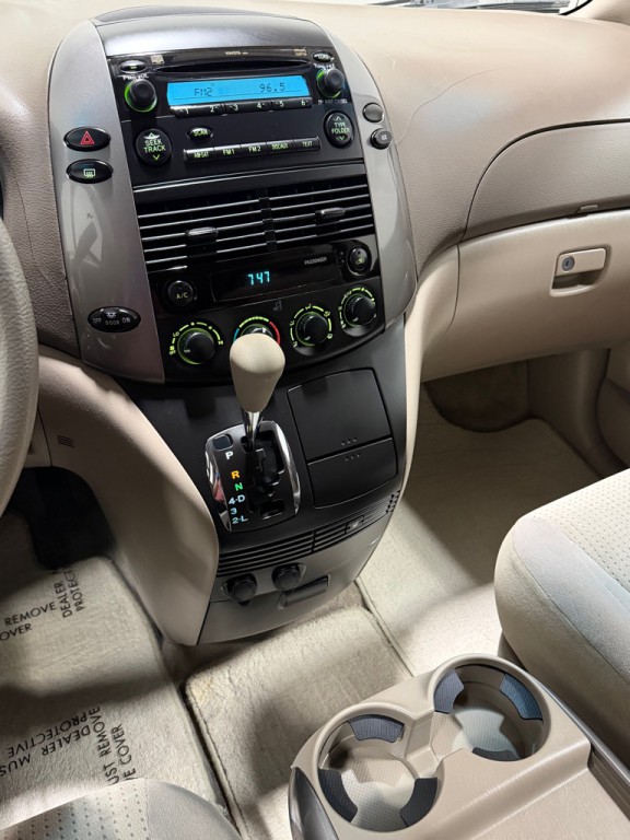 2006 Toyota Sienna Image 14