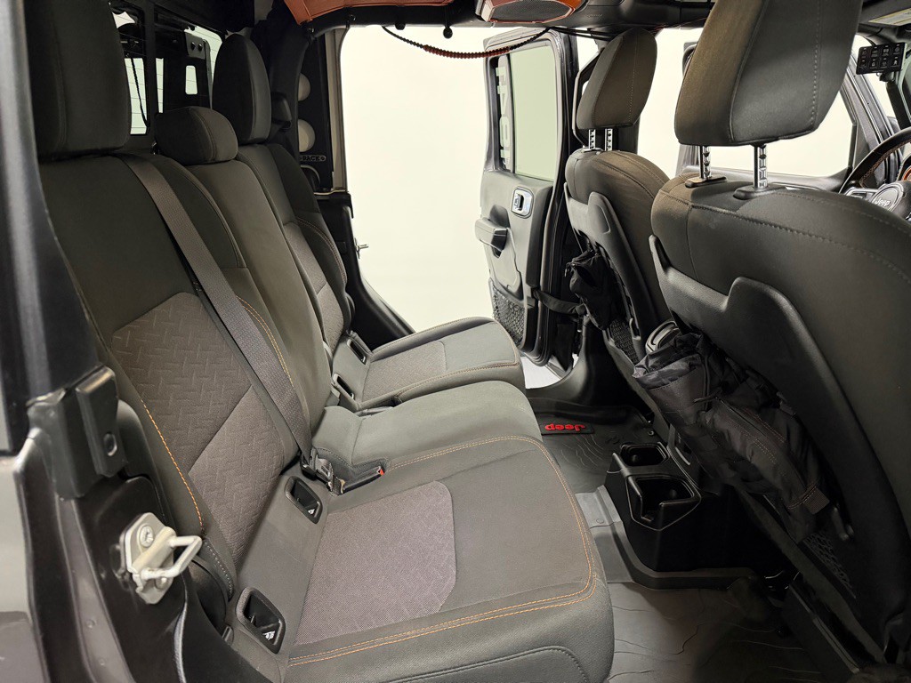 2021 Jeep Gladiator Image 13