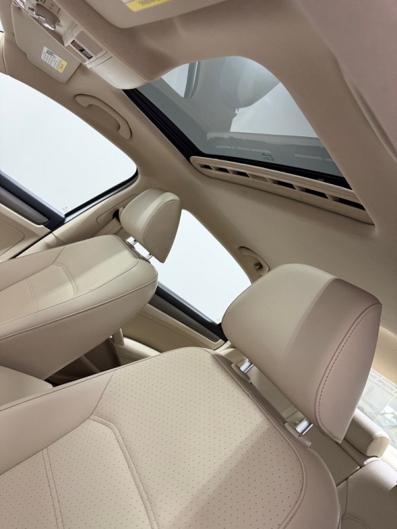 2014 Volkswagen Passat Image 14