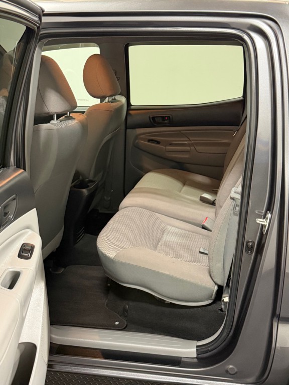 2014 Toyota Tacoma Image 9