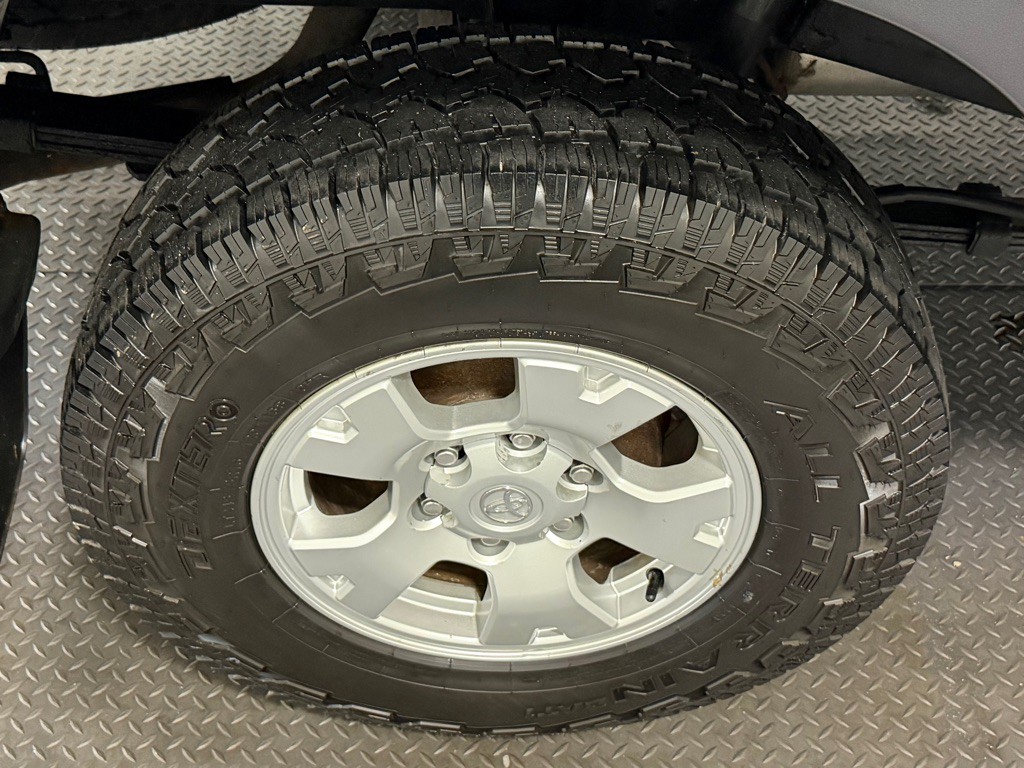2014 Toyota Tacoma Image 18