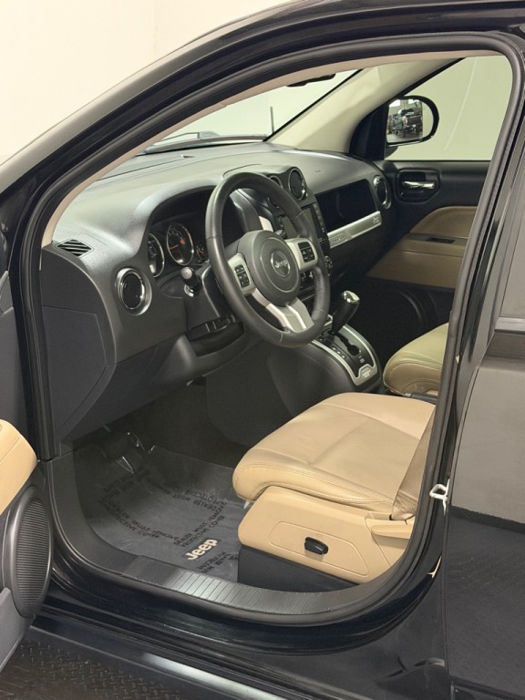 2015 Jeep Compass Image 8