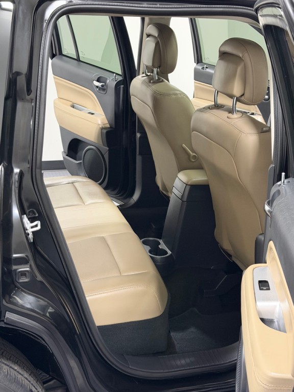 2015 Jeep Compass Image 10