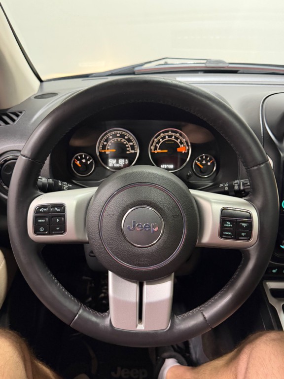 2015 Jeep Compass Image 15