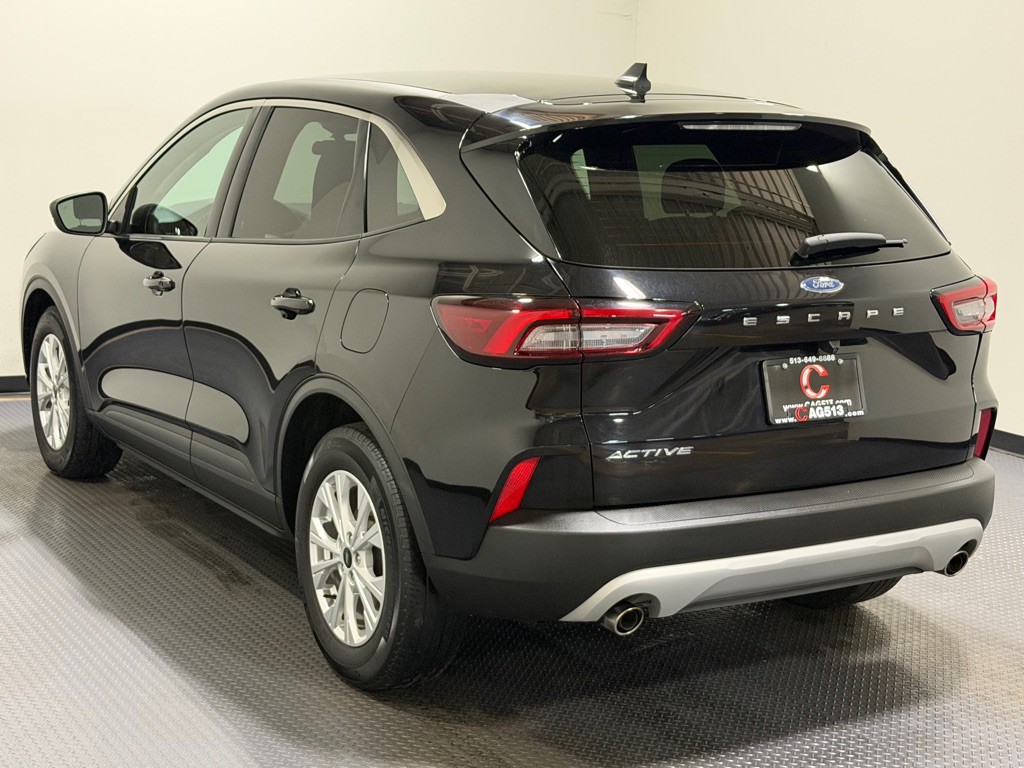 2023 Ford Escape Image 7