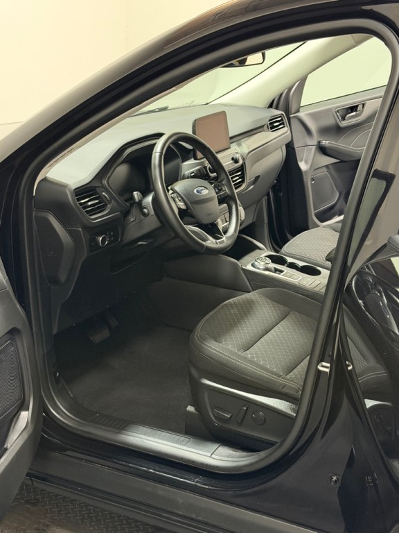 2023 Ford Escape Image 8