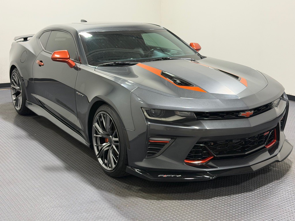 2017 Chevrolet Camaro Image 4
